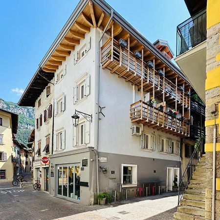 Es Rooms And Apartments Torbole Sul Garda Exterior photo