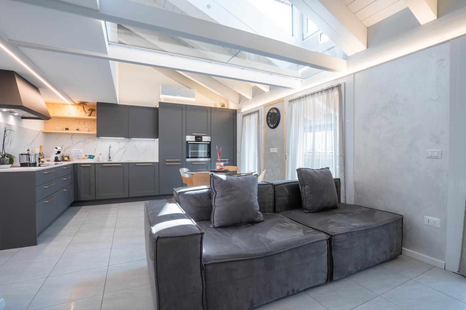 Es Rooms And Apartments Torbole Sul Garda Exterior photo