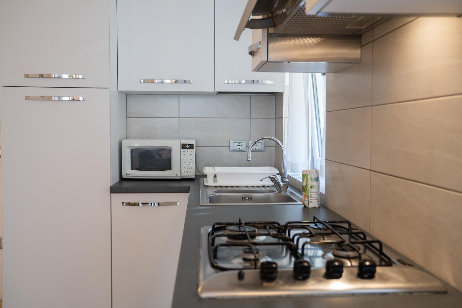 Es Rooms And Apartments Torbole Sul Garda Exterior photo
