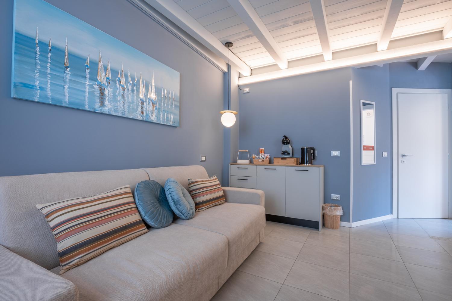 Es Rooms And Apartments Torbole Sul Garda Exterior photo