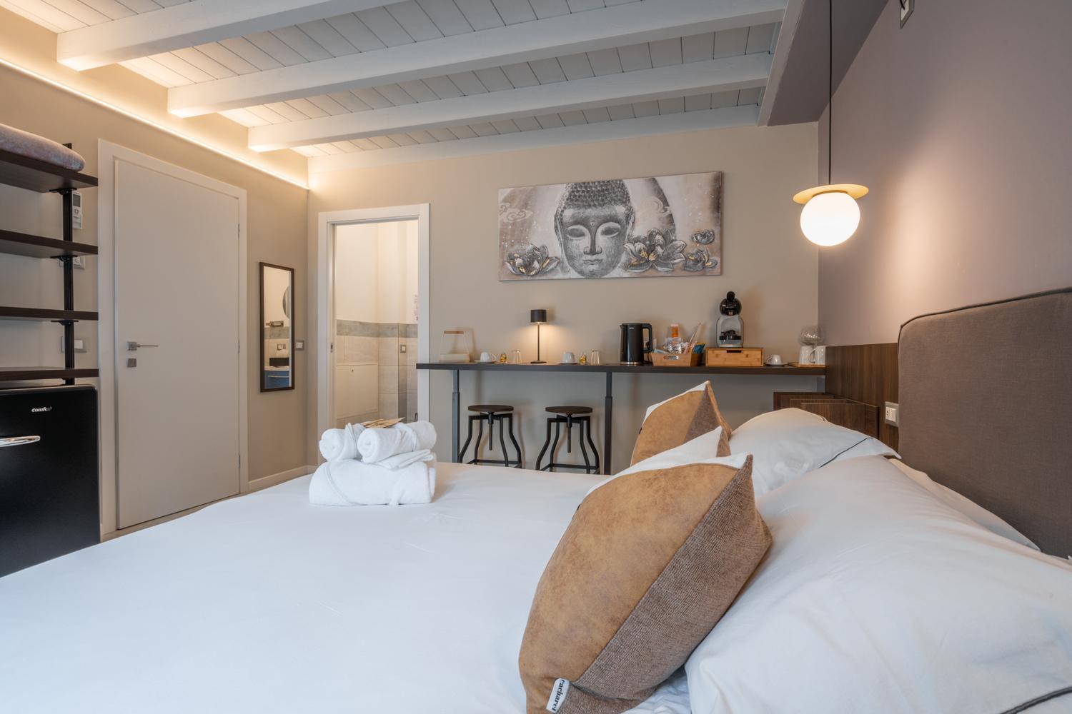 Es Rooms And Apartments Torbole Sul Garda Exterior photo